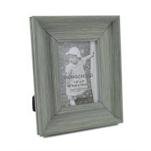 New Wooden Looking Plastic Photo Frame for Home Decoration